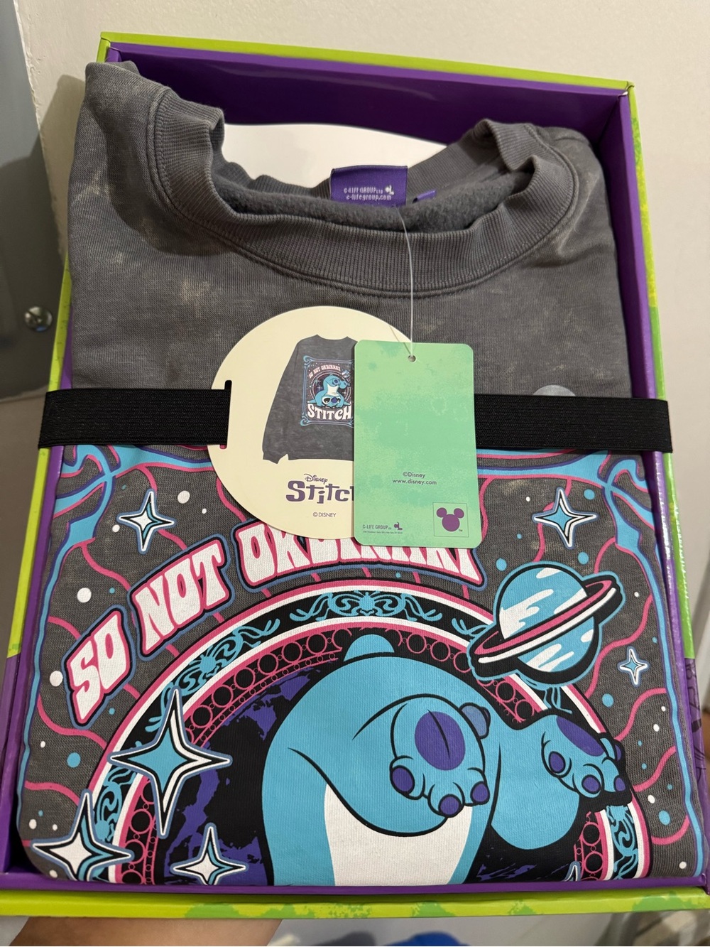 Stitch Pullover Sweatshirt Size Large